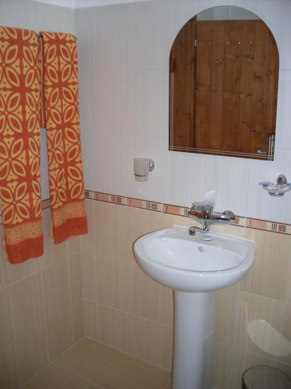 Tsutsovi House Kalofer Quarto foto